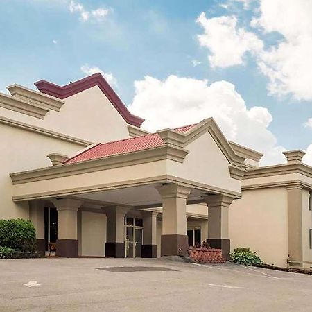 Days Inn By Wyndham Williamsport Εξωτερικό φωτογραφία